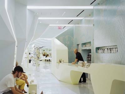 Cho thuê văn phòng 90m² mặt phố Thái Hà, có thang máy