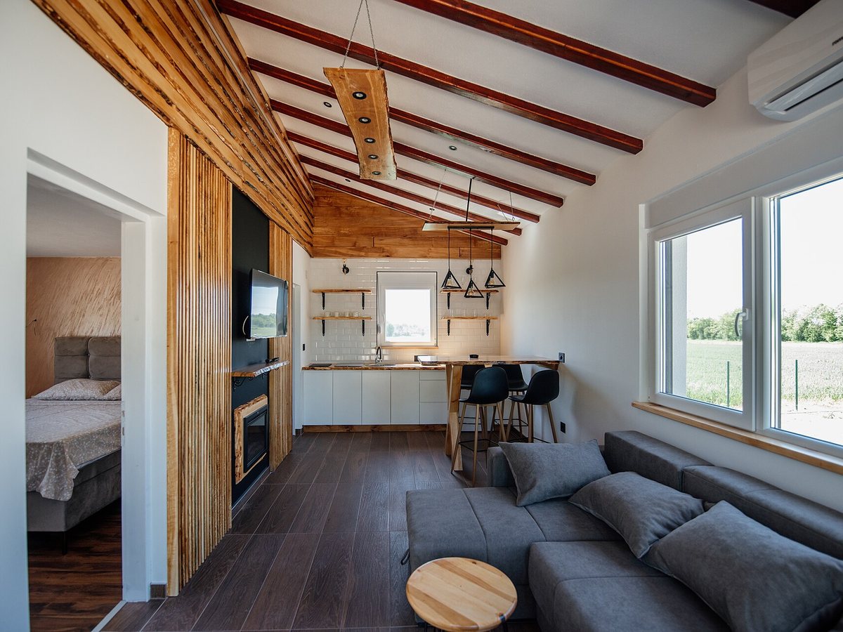 Bán nhà 3 tầng 90m² kiệt ô tô Hải Châu, cách biển 2km