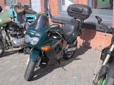 Suzuki Raider R150 2020 côn tay